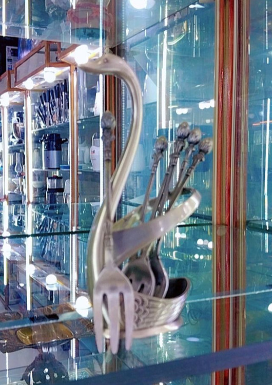 زیتون خوری طرح قو پیوتر