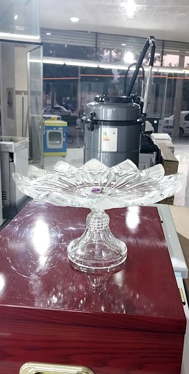 قاب پایه دار شیرینی خوری