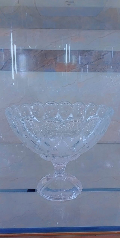 کاسه پایه دار آنجلیکا