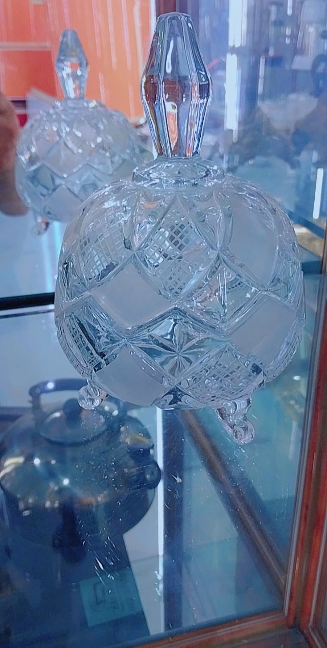 قندان۳پایه